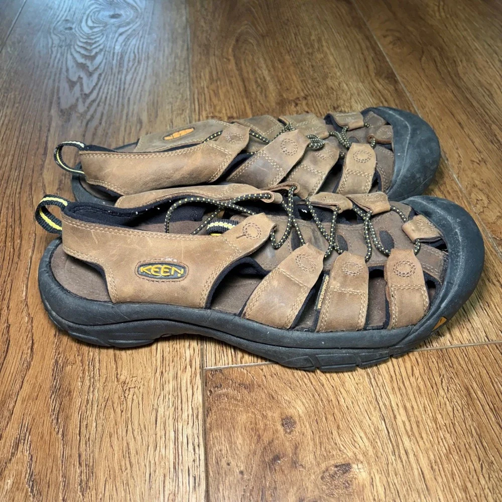 Keen Newport H2 Mens 11 Brown Leather Waterproof Hiking Sandals Sport Shoes
